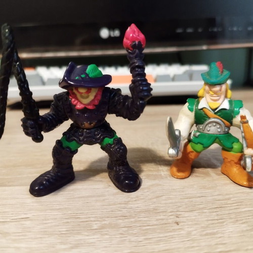Fisher Price Robin Hood figures used, set of two