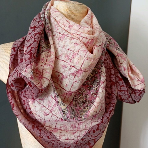 Women's square scarf like new, 100% cotton multicolor