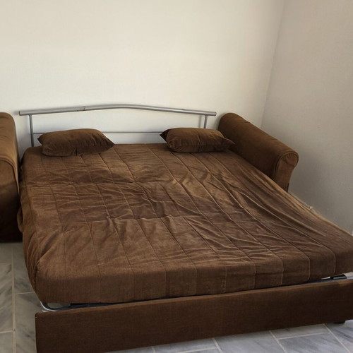 Sofa bed double 200×190 cm used, brown color with 2 cushions