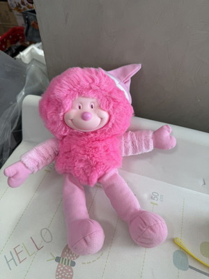 1984 Vintage Flower Pet Fairy Pink Rubber Face doll like new