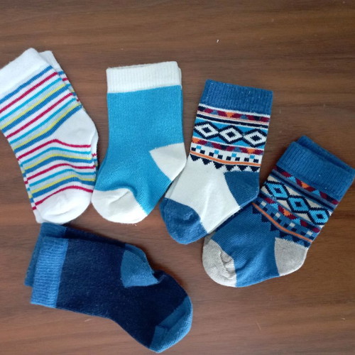 Baby socks new, sizes 14-16, unworn