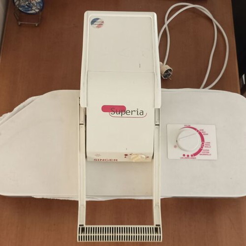 Singer Superia ironing press like new