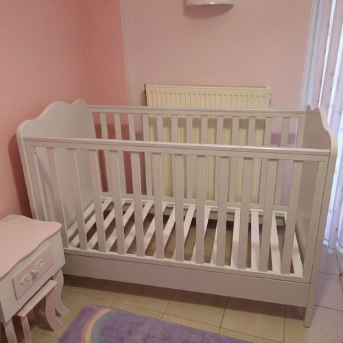 White baby cot with Relax Strom mattress, like new