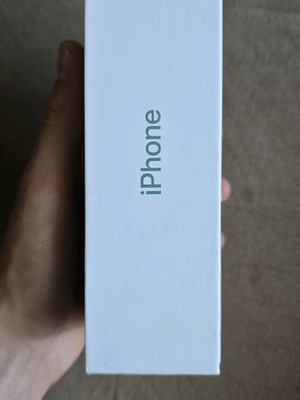Πρωτότυπη συσκευασία του iPhone 11 64GB