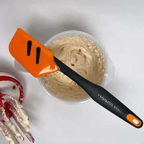 Tupperware silicone spatula new, purple or orange
