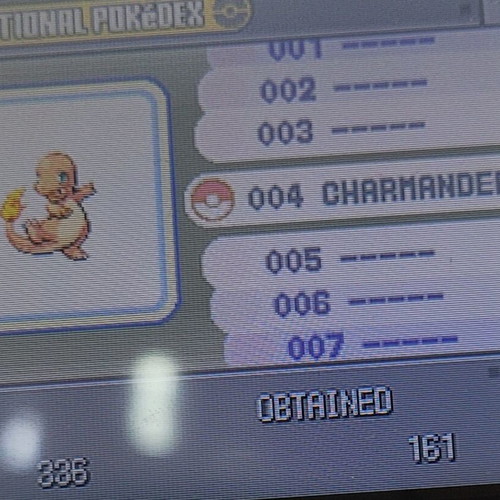 Pokemon Platinum 3DS game cartridge