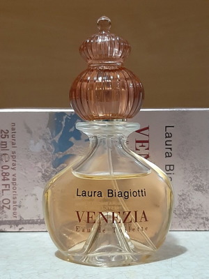 Venezia Eau de Toilette 25ml spray by Laura Biagiotti