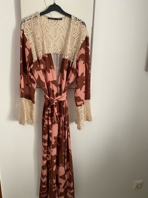 Kimono Nidodileda size M like new, multicolored