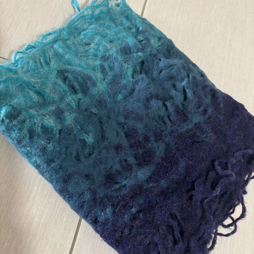 Scarf used in impressive blue color