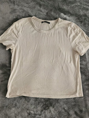 Zara white t-shirt used, size M 38 10