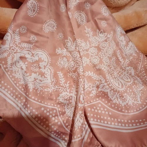Silk texture bandana like new