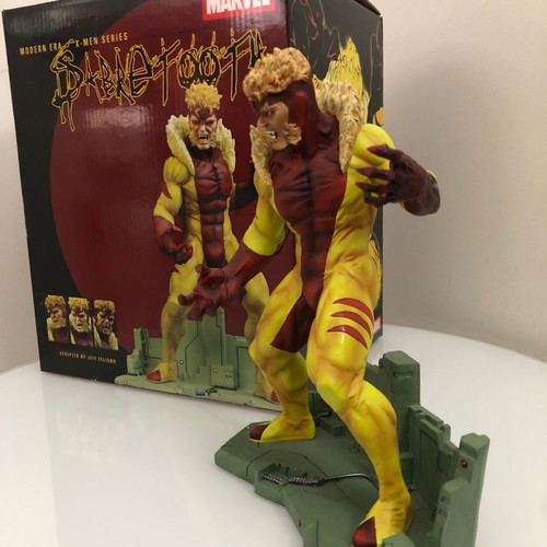 Sabretooth X-Men Jim Lee Statue Modern Era 8 inches new