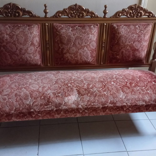 Sofa with 2 armchairs and table used, one armchair needs repair