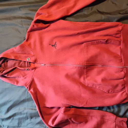 Bordeaux hoodie jacket, size L, zipper defect