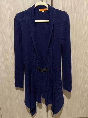 Μπλε μάλλινη ζακέτα μεταχειρισμένη μέγεθος M με ζωνάκι