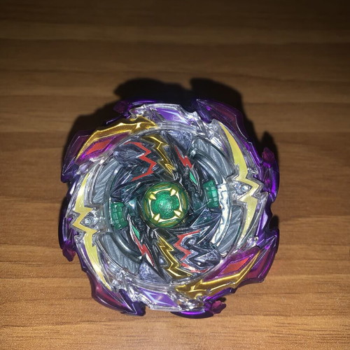 Beyblade Burst Wyvern Takara Tomy like new
