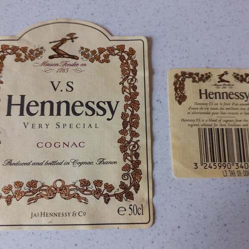 V.S. Hennessy Very Special Cognac labels used, set of 2 pieces