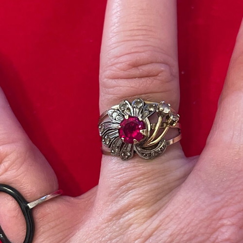 Gold ring 18K with semi-precious stones used, 2.7 g