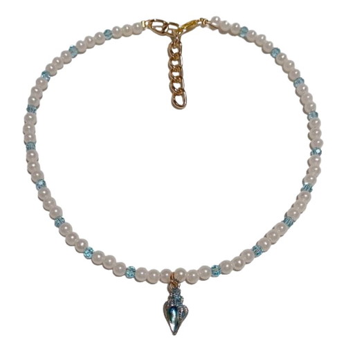 Necklace with pearls and turquoise crystals with metal shell new