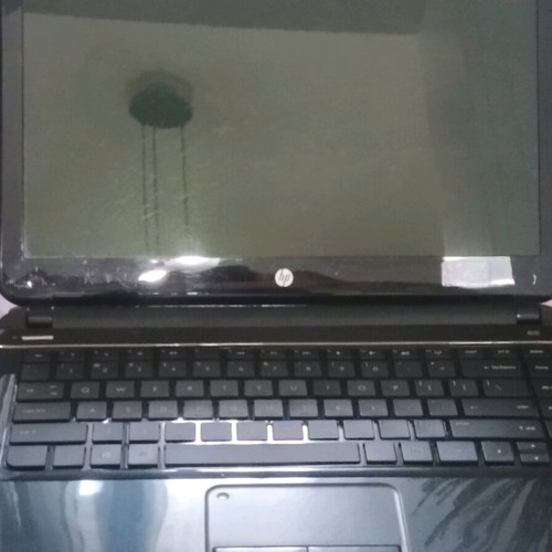 Laptop HP used for parts without charger