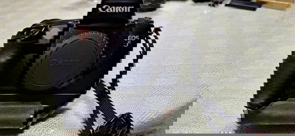 Canon EOS 5 αναλογική+Vertical Grip VG10