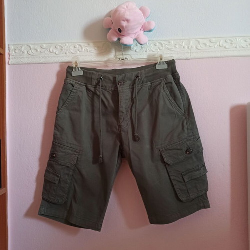 Men's cargo shorts khaki like new, size S