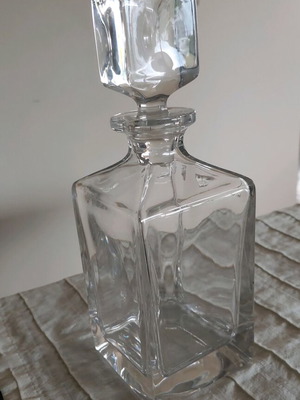 Crystal decanter like new, height 26cm, width 9cm