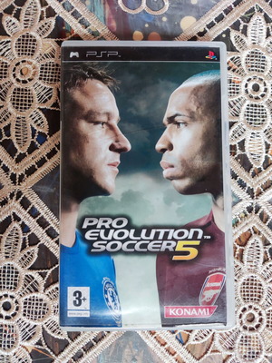 Pro Evolution Soccer 5 Sony PSP game used