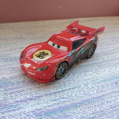 Disney Cars Dragon Lightning McQueen Tokyo used