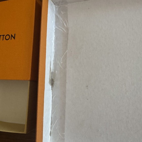 Louis Vuitton boxes used, set of 2