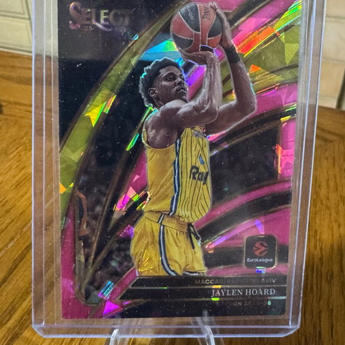 Jaylen Hoard Cracked Ice basketball card /25