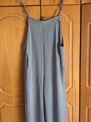 Shein gray jumpsuit like new, size L
