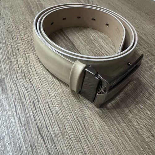 Leather belt beige like new, length 110cm