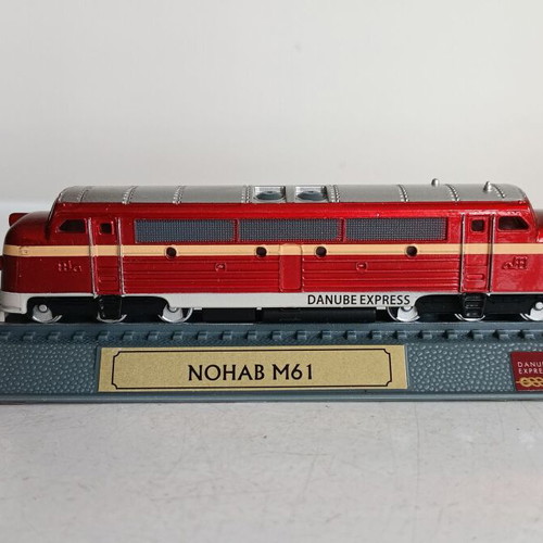Collector's model locomotives like new, set of German, Swiss and NOHAB M61