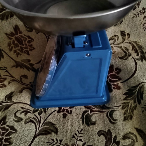 Camry Mechanical Kitchen Scale 5kg used, retro vintage style