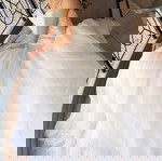  Νυφικό Μedium κεντημένο Στο μπούστο Με swarovski