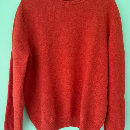 Oxford Company wool sweater red like new, size M