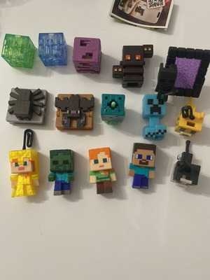 Minecraft Kinder Joy 2026 Collection Set 15 Pieces New