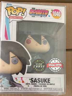 Funko Pop! Sasuke 1040 Glow Chase Special Edition new