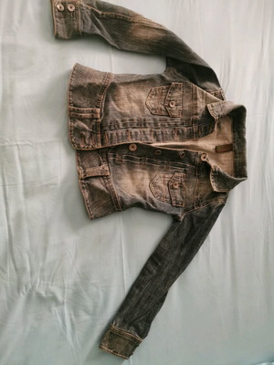 Benetton denim jacket used for girl 6-7 years old