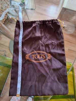 Tod's dustbag σαν καινούργιο για μικρό μέγεθος παπουτσιών