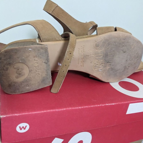 Wonders women's sandals used, leather, Spanish, size 38, beige brown
