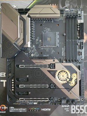 Μητρική πλακέτα ASRock B550 Taichi Socket AM4, σαν καινούργια