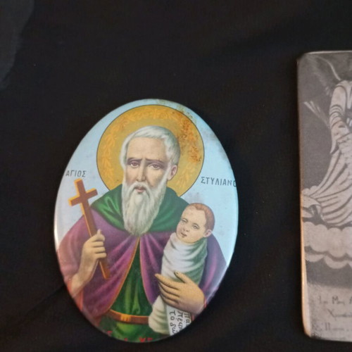 Metal religious icons used, pack of small old images