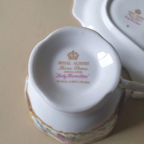 Royal Albert Lady Hamilton bone china set like new with 22k gold trim