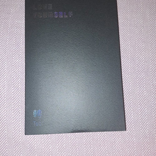 BTS Love Yourself Tear -Version Y like new