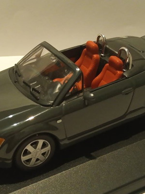 Audi TT Cabrio συλλεκτική μινιατούρα σε κλίμακα 1/43 καινούργιο