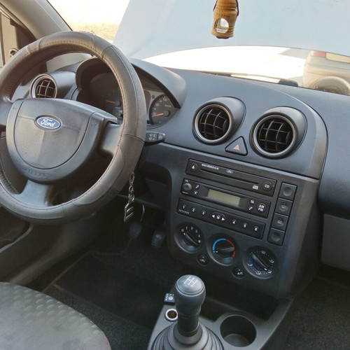 Ford Fiesta 2003 used, 1.4L, 75hp, LPG, manual, silver hatchback