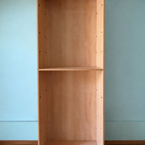Bookcase with 8 shelves