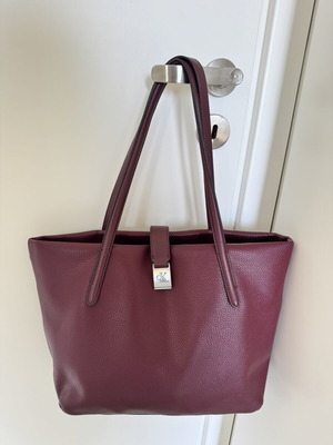 Calvin Klein shoulder bag like new, burgundy, fits laptop